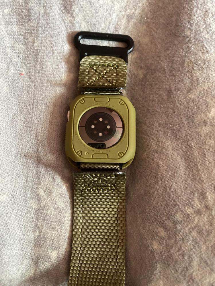 Spigen 44mm Rugged Armor Protector Compatible with Apple Watch Case Series 7/6/SE/5/4 - Olive Green - Customer Photo From Umair 