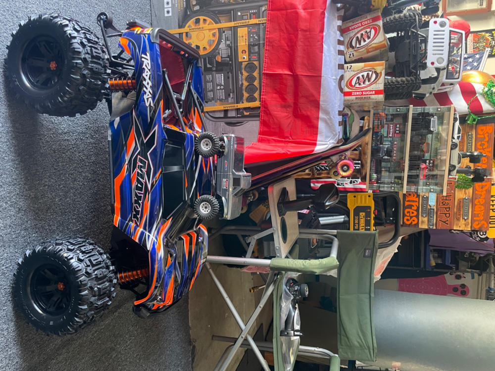 Traxxas X-Maxx 8S 4WD Brushless RTR Monster Truck, Belted - Customer Photo From Benjamin Pena