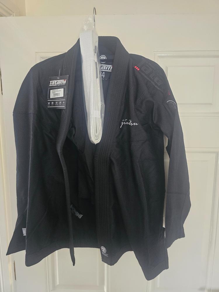 Kids Elements Superlite Gi - Black - Customer Photo From Iveta Semianova
