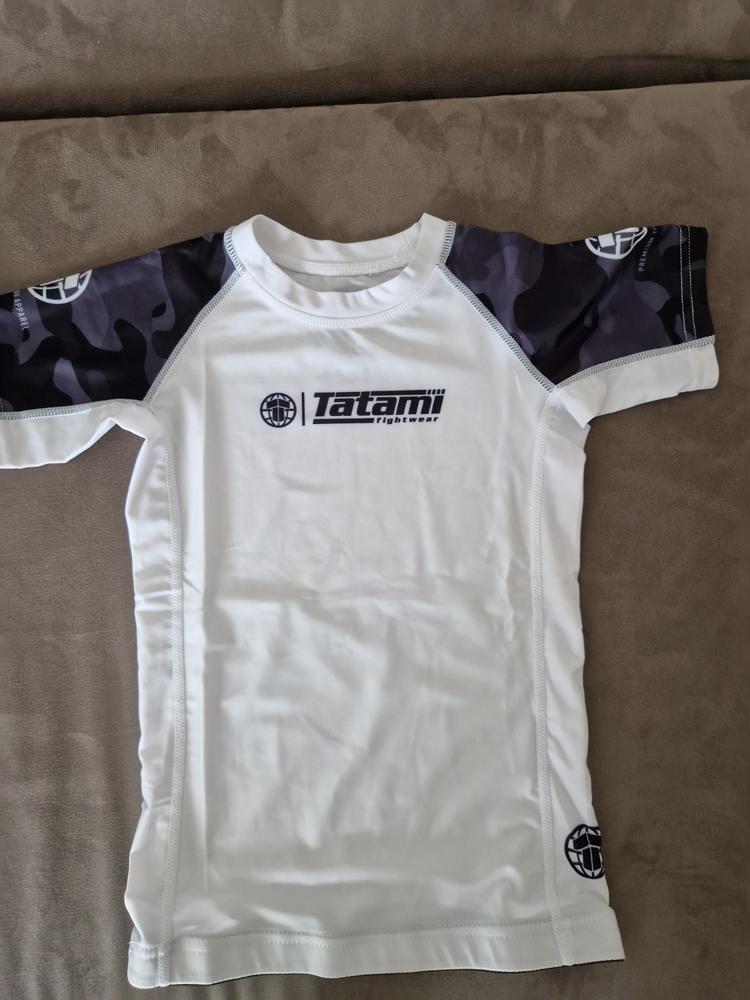 Kids Renegade Rash Guard - White & Grey - Customer Photo From Roman Pokorny