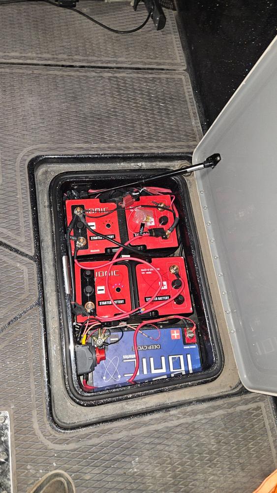 Ionic Lithium 12V Group 31 | 3000 CA | LiFePO4 Heavy Duty Diesel Starter Battery + Heater - Customer Photo From Clayton Yoder