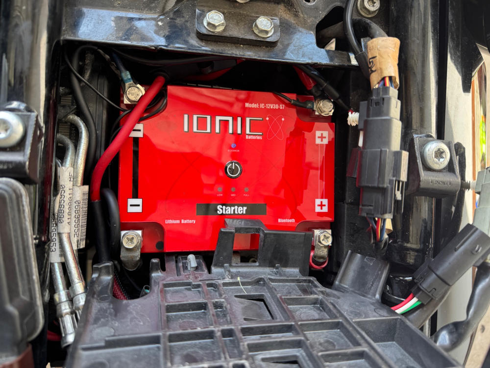 Ionic Lithium 12V S7 | 1220 CA | LiFePO4 Starter Battery + Bluetooth - Customer Photo From Juan Martinez