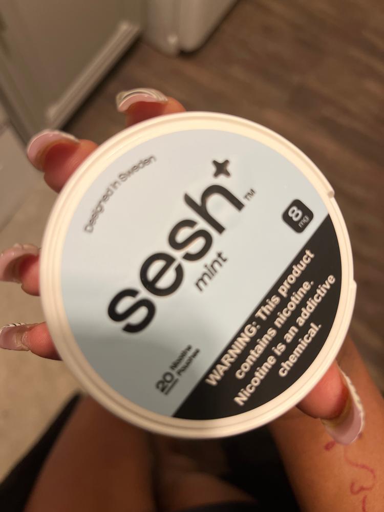 Sesh+ Mint - Customer Photo From Jada Nicole
