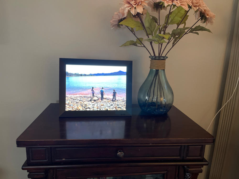 Nixplay 15inch Original WiFi Digital Picture Frame (Landscape