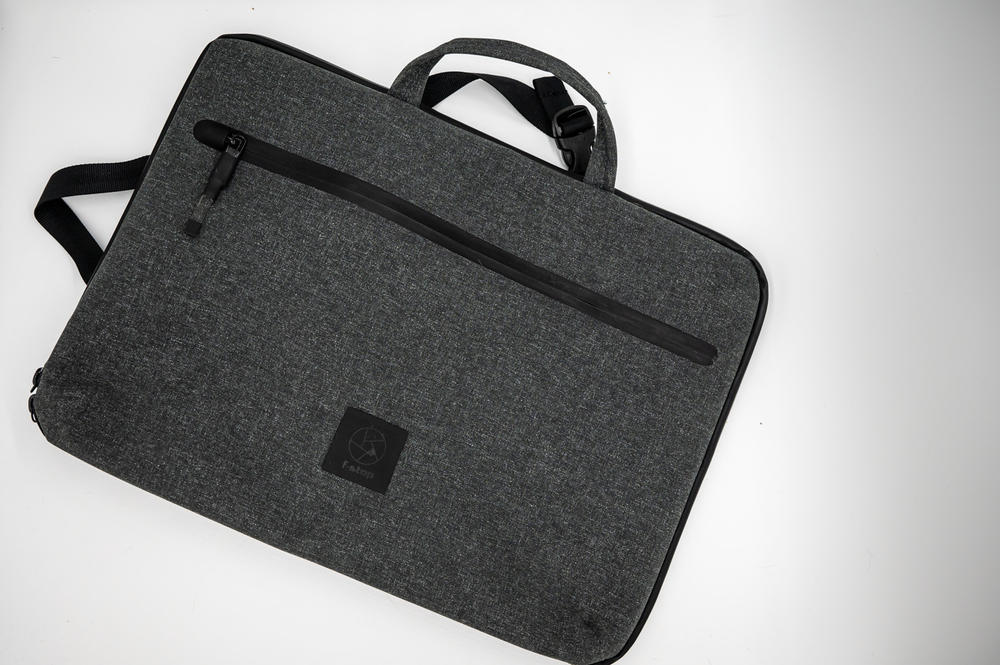Dyota Laptop Sleeve - Customer Photo From Amina Mohamed