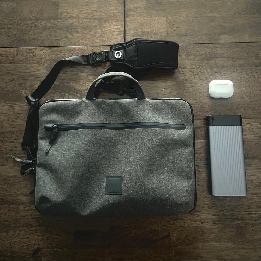Dyota Laptop Sleeve - Customer Photo From Long Nguyen