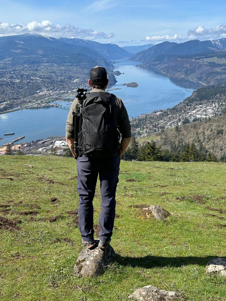 Lotus 4 CORE DuraDiamond® Anthracite Travel and Adventure Camera Backpack - Customer Photo From Adrian
