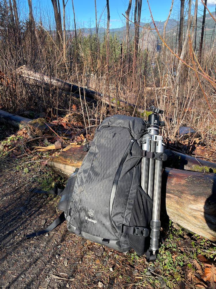 Lotus 4 CORE DuraDiamond® Anthracite Travel and Adventure Camera Backpack - Customer Photo From Adrian