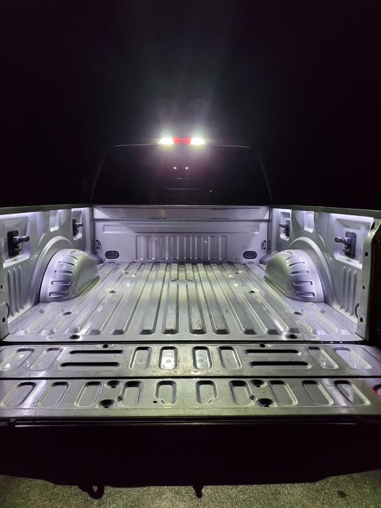 2017-2022 F250 Super Duty Integrated LED Bed Lighting Kit - Customer Photo From John B.