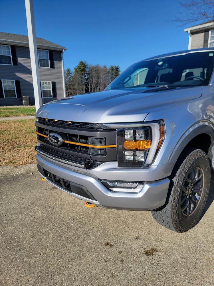 2021 - 2023 F150 PALADIN 180W Curved CREE XTE LED Bumper Bar - Customer Photo From Lucas M.
