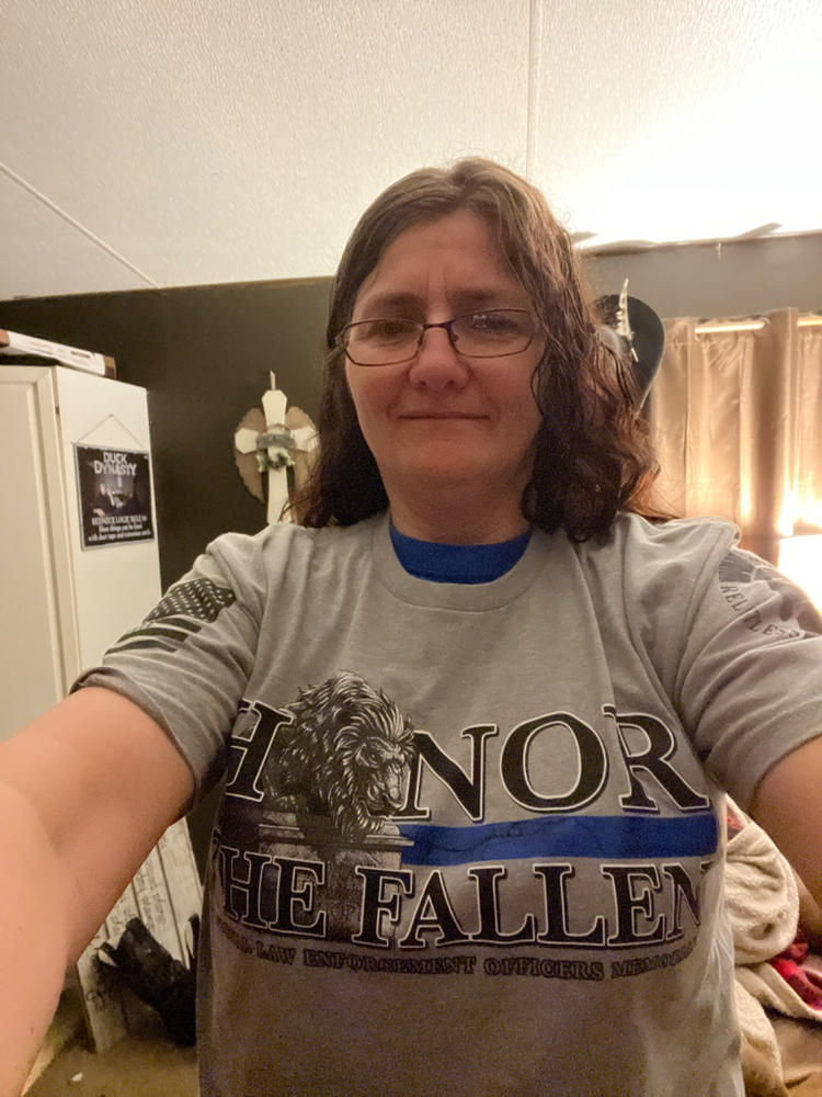 HONOR THE FALLEN (100% PROCEEDS DONATED TO NATIONAL L.E. MEMORIAL FUND) - M - Customer Photo From Mitzi Crawford