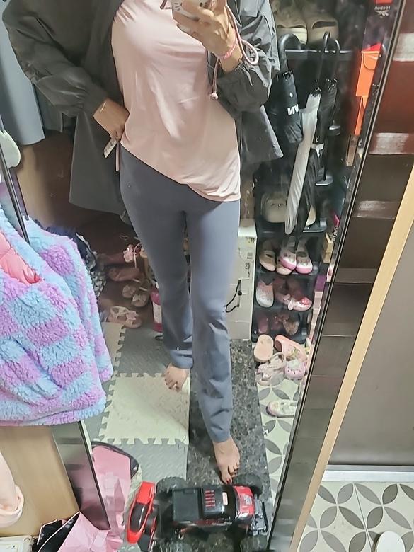 NEW Airywin シャロン フレアレギンス (ブラック) | andar JAPAN