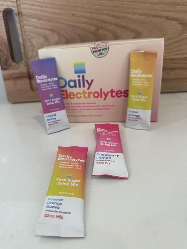 Daily Electrolytes, Himalayan Pink Salt No-Sugar Electrolyte Drink Mix | Hydration Powder Packets - Customer Photo From Melissa