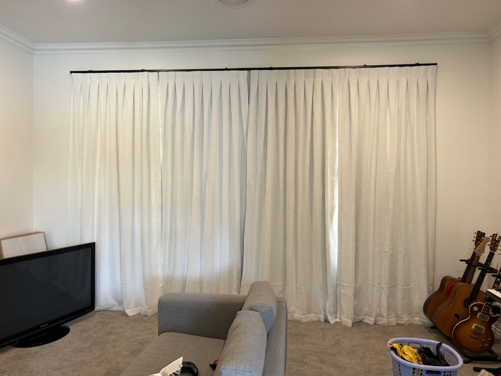 SUPERGLIDE Extendible Curtain Track BLACK - Customer Photo From Sam Bellamy 