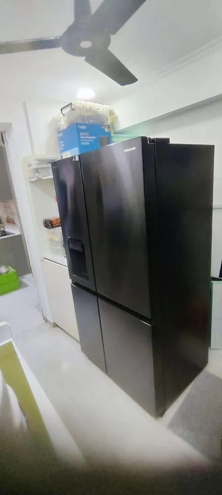 611L Four Door Inverter Refrigerator Black Glass - Customer Photo From eugenelim1060