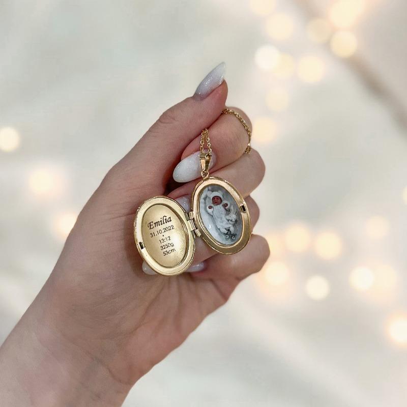 OVAL LOCKET | My Baby - Customer Photo From Claire F.