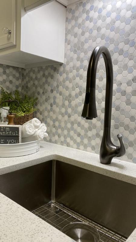 Lulani Yasawa Gun Metal 1.8 GPM Single Handle 2-Function Pull-Down Spray Head 360 Swivel Spout Faucet With Baseplate - Customer Photo From Faith Harper