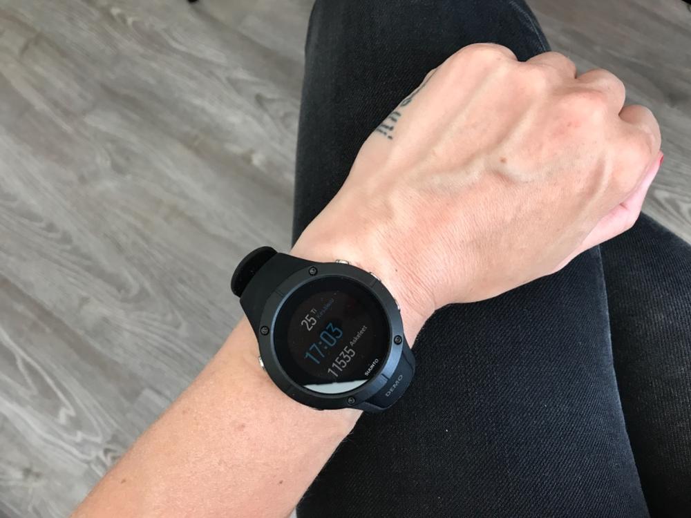時計 SUUNTO SPARTAN TRAINER WRIST HR BLACK Amazon | SUUNTO SPARTAN TRAINER WRIST HR (スント スパルタン