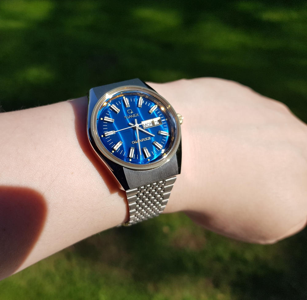 ◇【1円スタート】TIMEX Q Falcon Eye TW2T80800 エレクトリックブルー