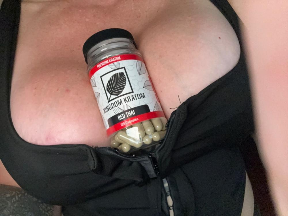 Red Vein Thai Kratom Capsules - 120 Count - Customer Photo From Tammy Ferraiuolo