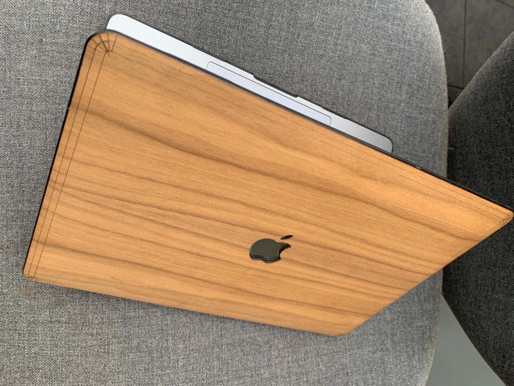 MACBOOK PROTECTIVE CASE - Made of Real Wood - Walnut - Customer Photo From Andrew Beach