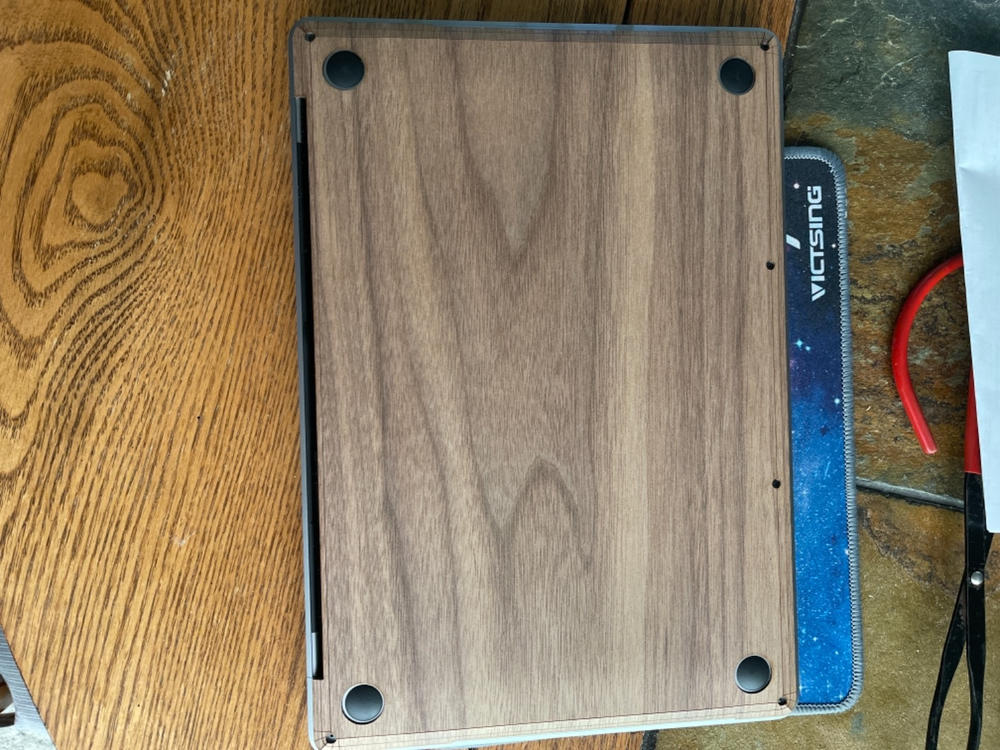 Macbook Wood Cover - Walnut - Customer Photo From JEFFREY DINGLE