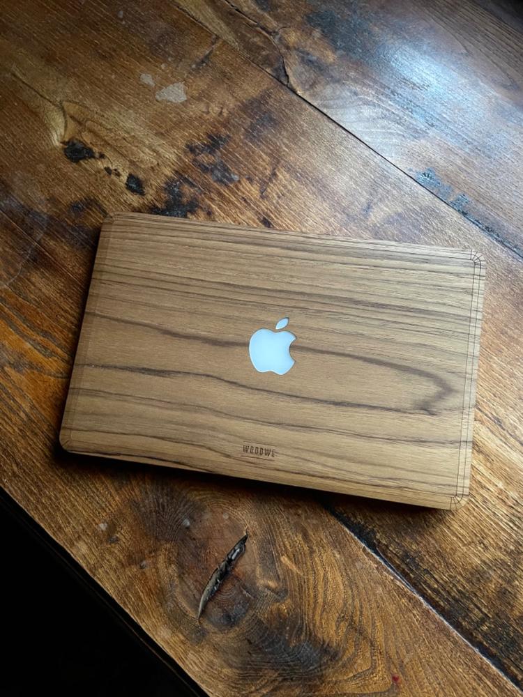 Macbook Wood Cover - Teak - Customer Photo From Valerie
