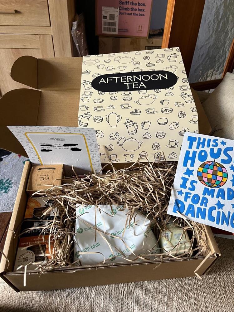 Afternoon Tea Hamper | British Afternoon Tea Gift Set | Perfect Gift For Any Occasion - Customer Photo From Liz Chillington