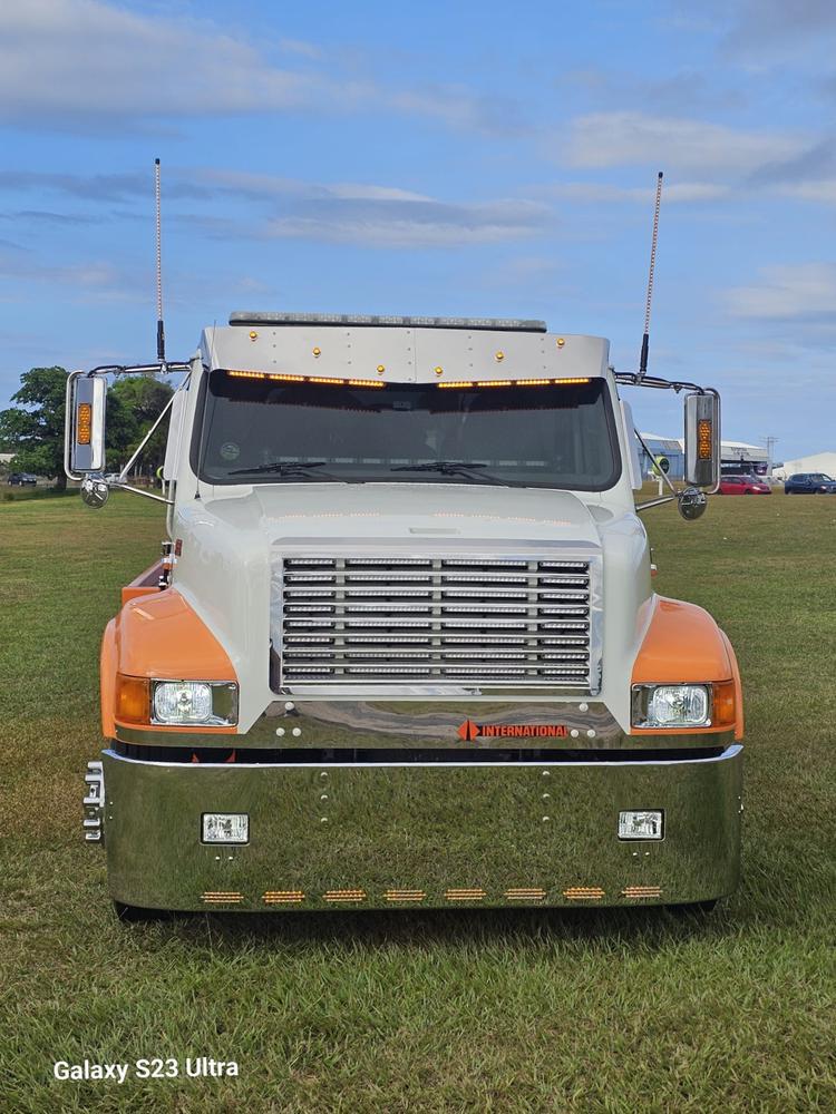 20” Chrome Bumper (International 4700) Wrap Around, W/ Fog & 8 Hidden Light Holes - Customer Photo From Kety