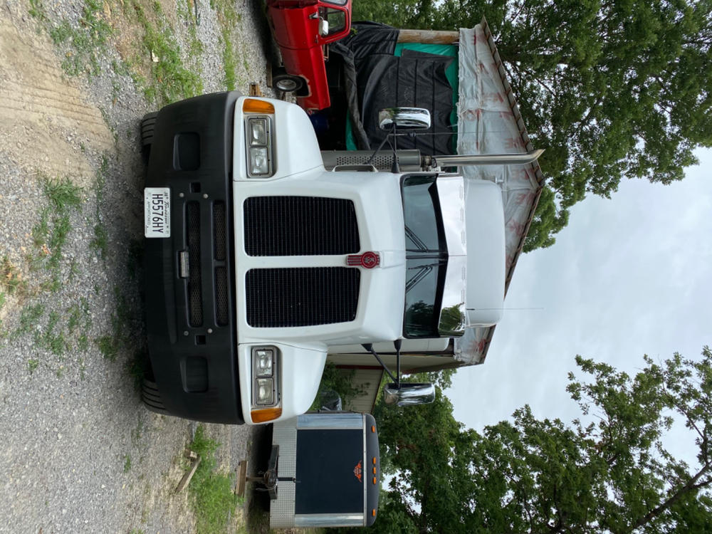 13” Reduced to 9” Curved Windshield Bowtie Visor with 6 Hidden Light Holes fits Kenworth T600, T660, T800, W900 - Customer Photo From Daniel Jones