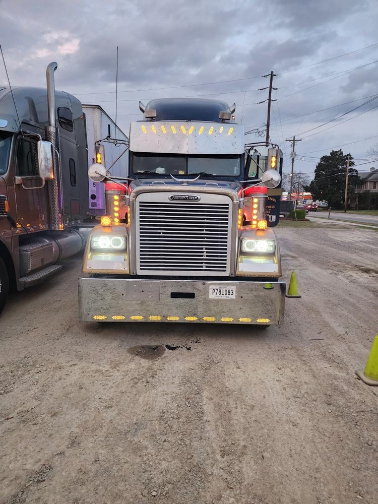 Freightliner FLD 120 Classic Hood Grill Stainless Steel Louvered