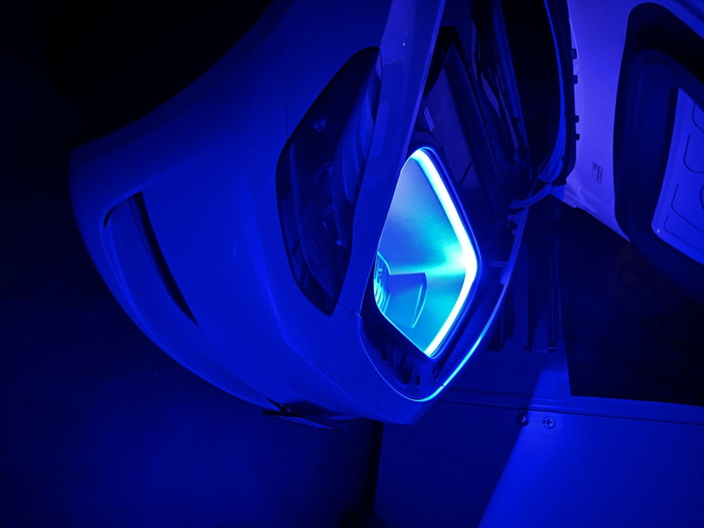 DIY Tesla Frunk LED-Beleuchtung! - Upgrade fürs Model Y und Model 3