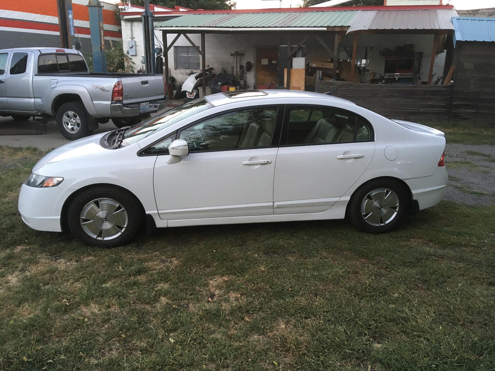 Honda Taffeta White NH-578 Touch Up Paint - Customer Photo From LOU ANDREW