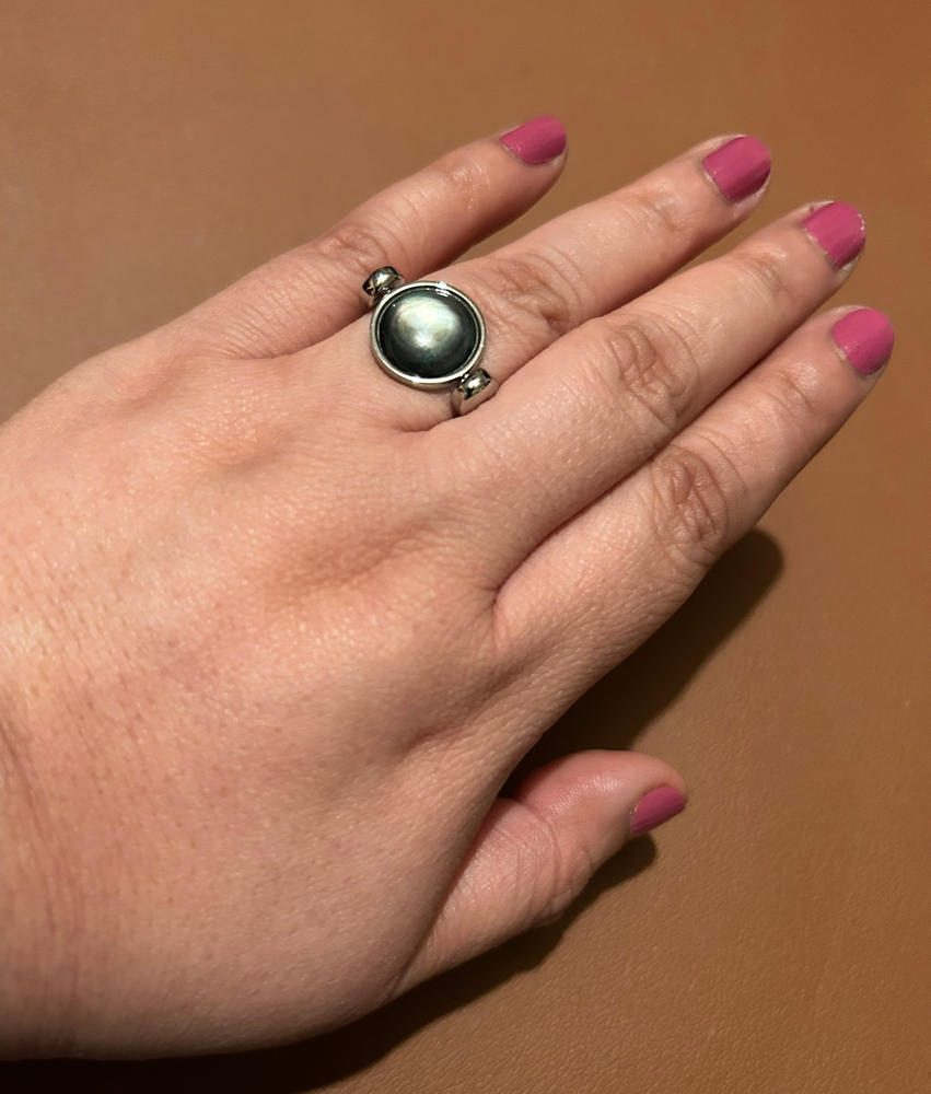 Gray Shell Crystal Fidget Ring - Customer Photo From Rita R.