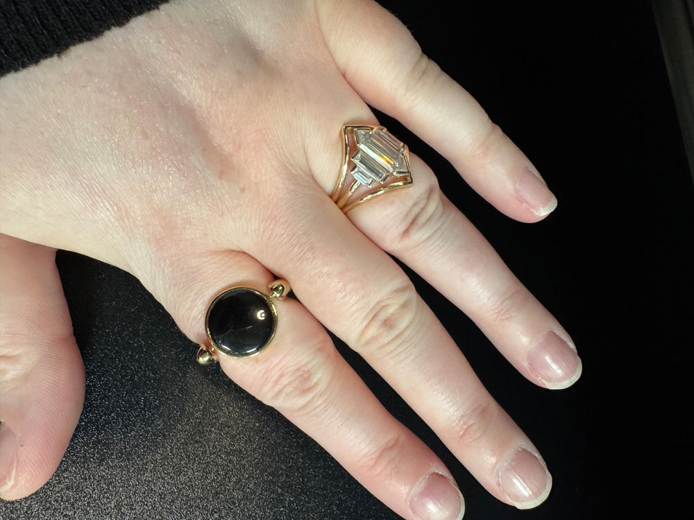 Willow Round Crystal Fidget Ring - Customer Photo From Ash Carlton