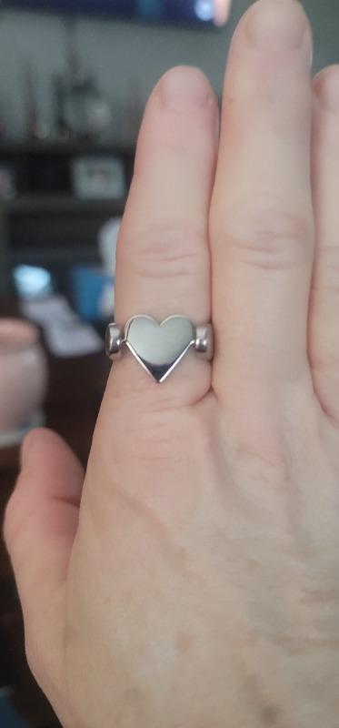 Heart-Shaped Solid Spinner - Customer Photo From Christina A.