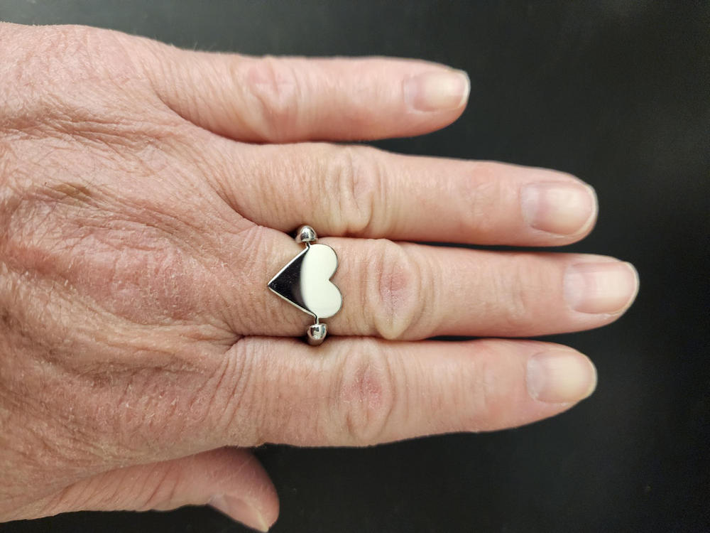 Heart-shaped Solid Element - Customer Photo From Elisa Vitale