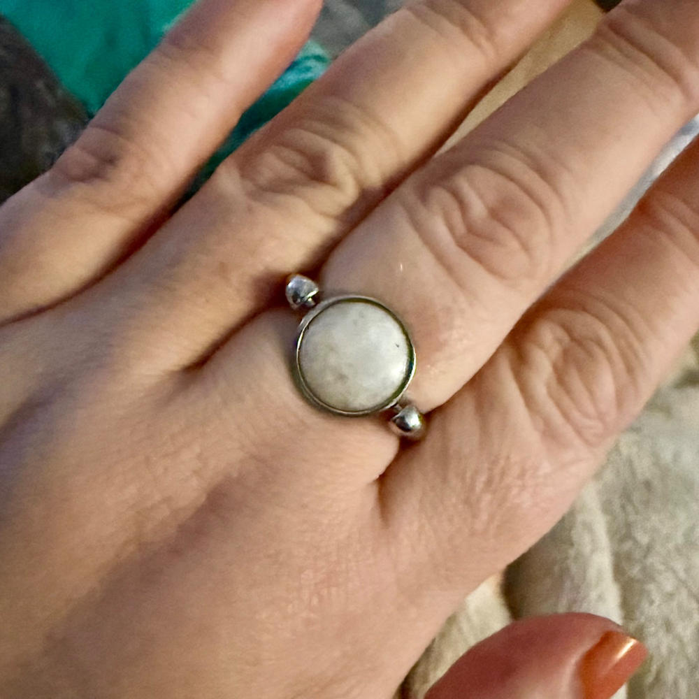 Willow Round Crystal Fidget Ring - Customer Photo From Amy Muse