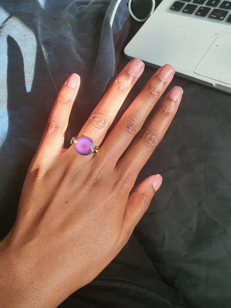 Mood Fidget Ring - Customer Photo From Elle