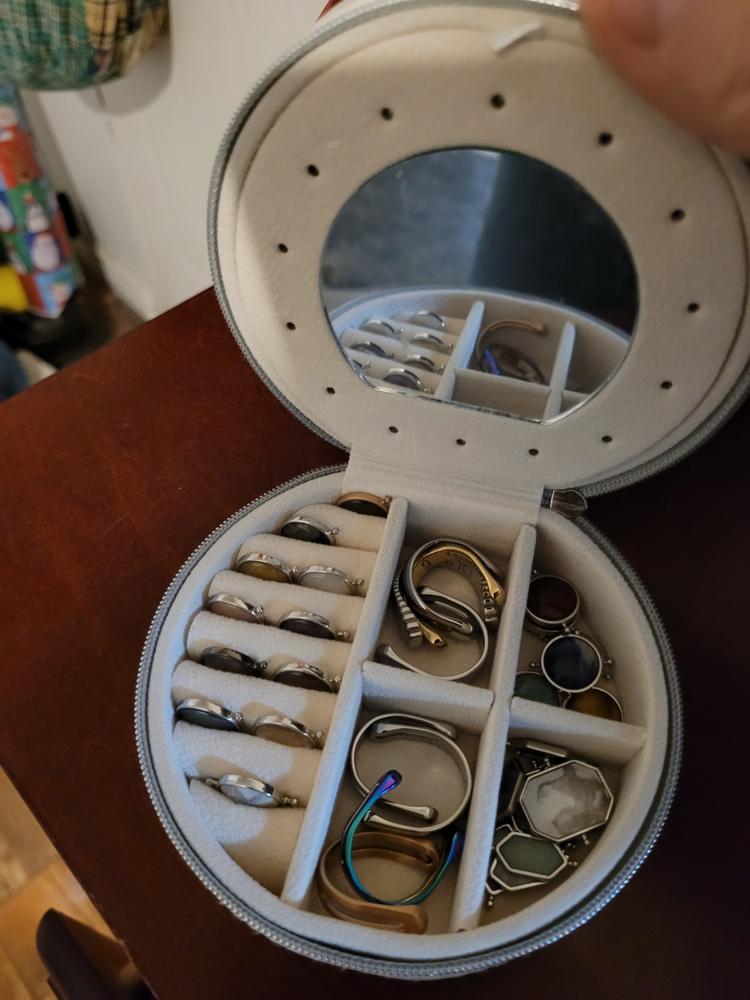 Deluxe CONQUERing Jewelry Case - Customer Photo From Tiffany Foster