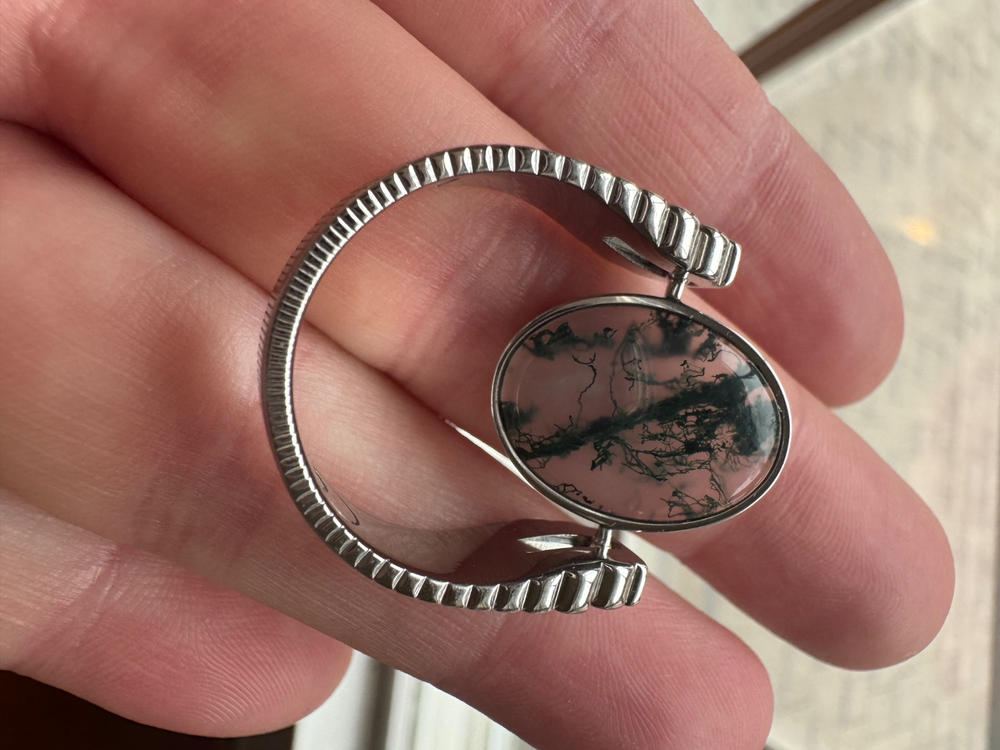 ViaDeco™ Ring Band - Customer Photo From Chelsea Simpson