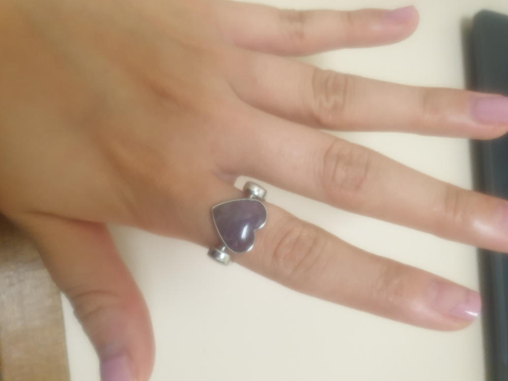 Heart-Shaped Crystal Fidget Ring - Customer Photo From Serena C.
