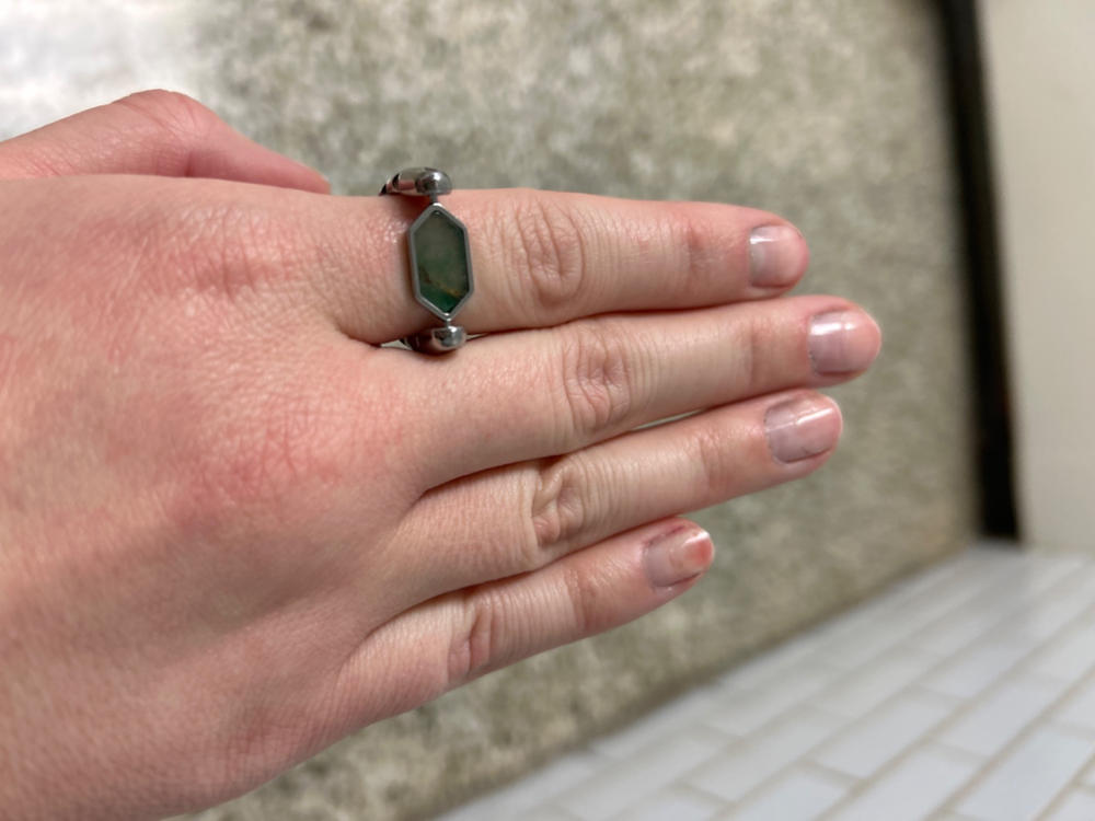 CrownCut Crystal Hexbar Fidget Ring – Neutrals - Customer Photo From Krissy F.