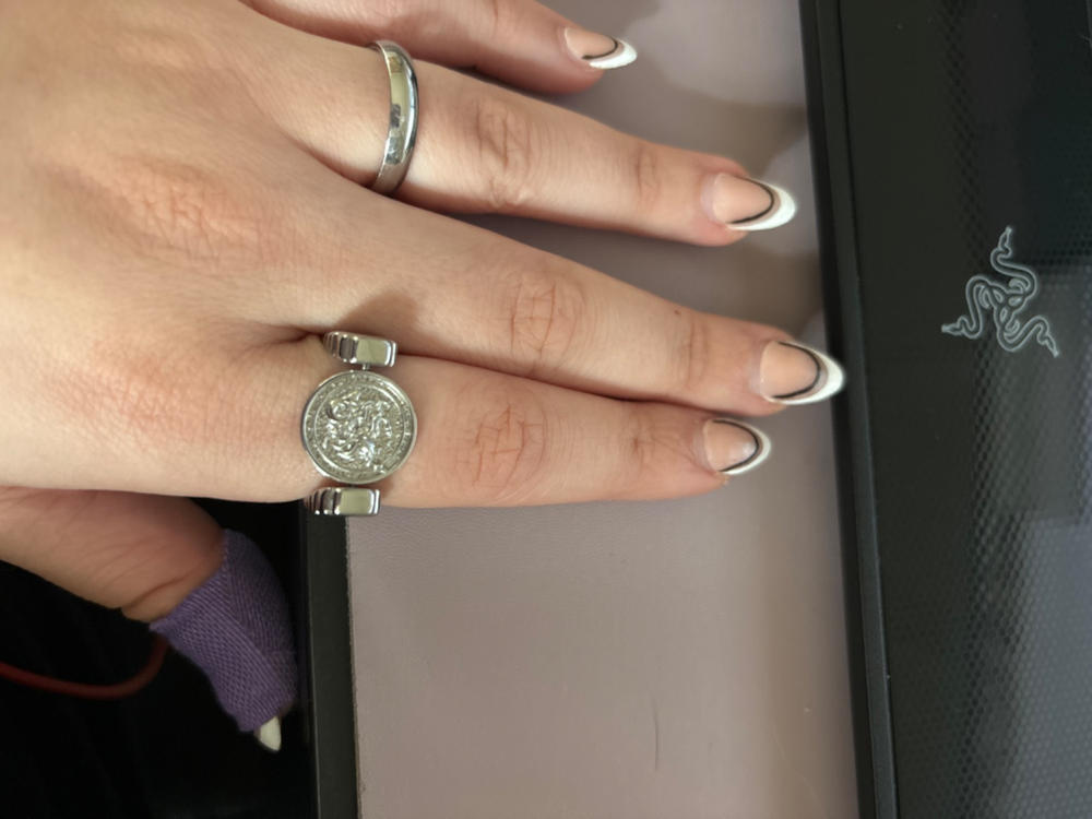 Silver ViaDeco Octangle Crystal Fidget Ring - Customer Photo From Katelyn A.