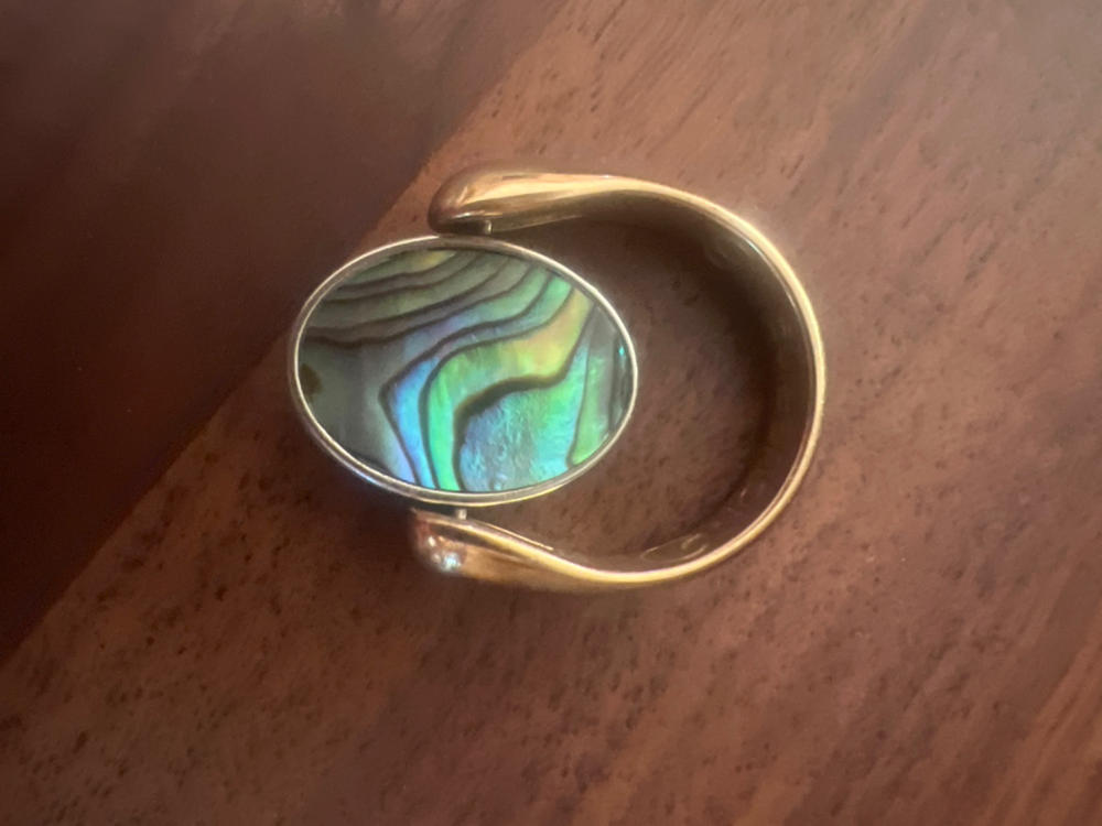 Abalone Shell Oval Crystal Spinner - Customer Photo From Melissa A.
