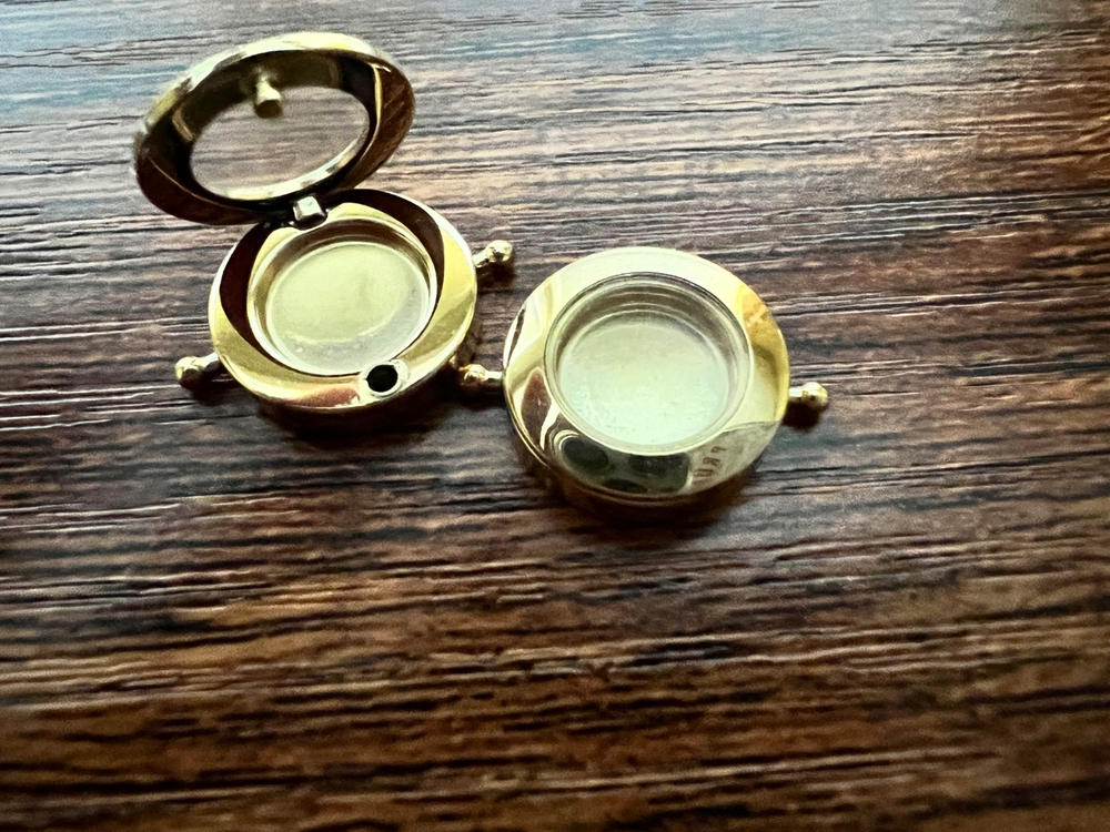 Locket Element - Customer Photo From Cassandre Maurice