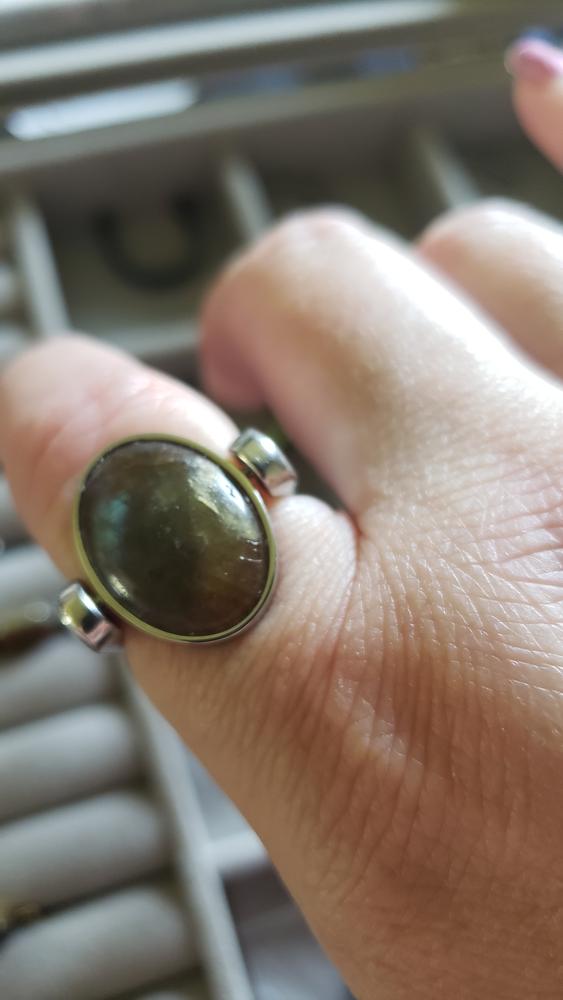Luxe Labradorite Oval Crystal Element - Customer Photo From Annie E.