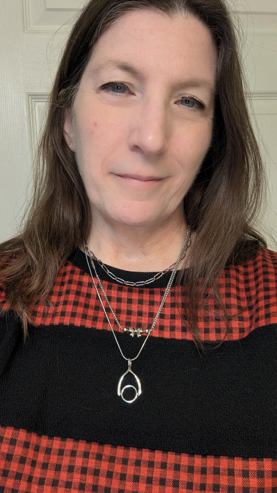 AuraDel "Link" Necklace - Customer Photo From Andi Robinson