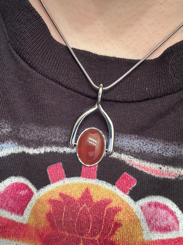 Oval Crystal Wishbone Necklace - Customer Photo From Autumn Swatt
