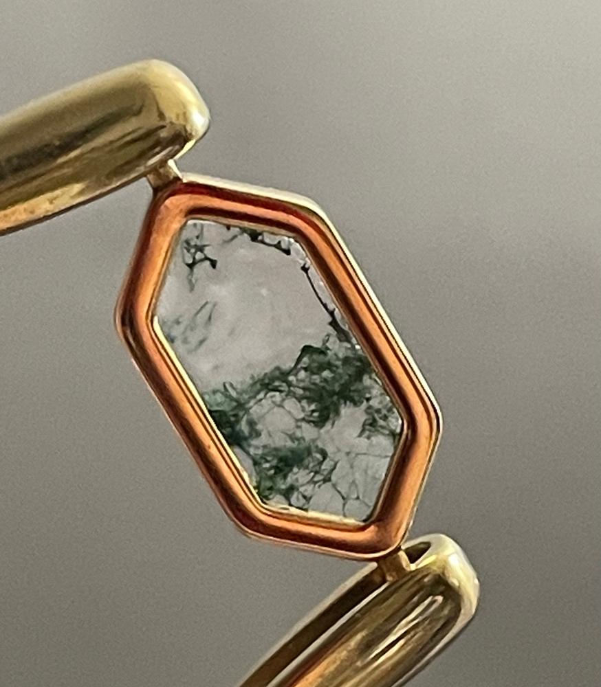 Moss Agate HexBar™ Crystal Element - Customer Photo From Diane